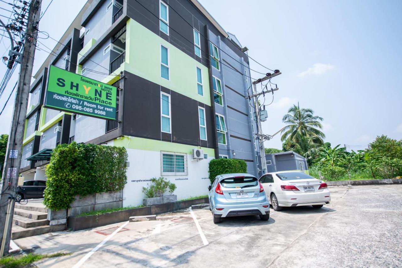 Shyne Place Hotel Phuket Exterior photo