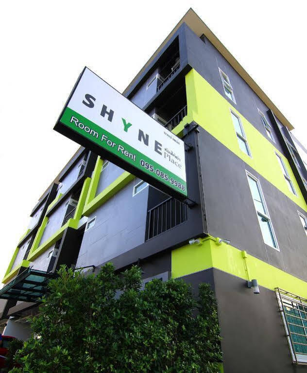 Shyne Place Hotel Phuket Exterior photo